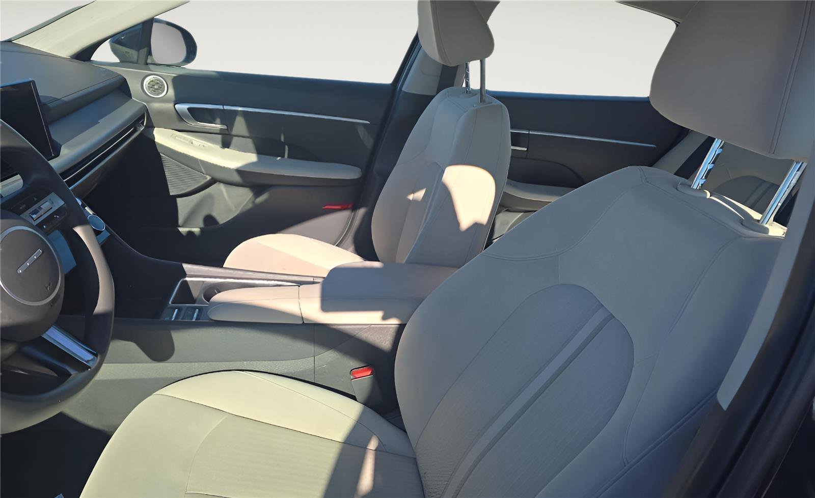 Used 2025 Hyundai Sonata SEL image 14