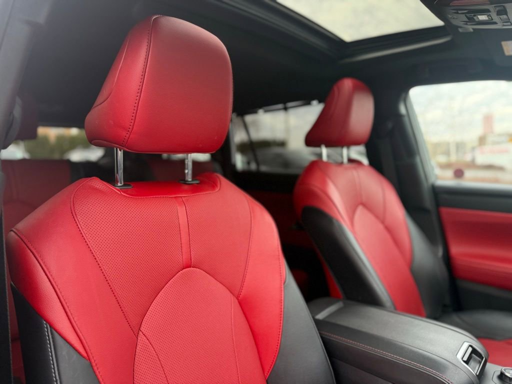 Certified 2023 Toyota Highlander XSE image 24