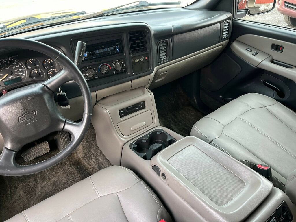 Used 2002 Chevrolet Tahoe Z71 image 56