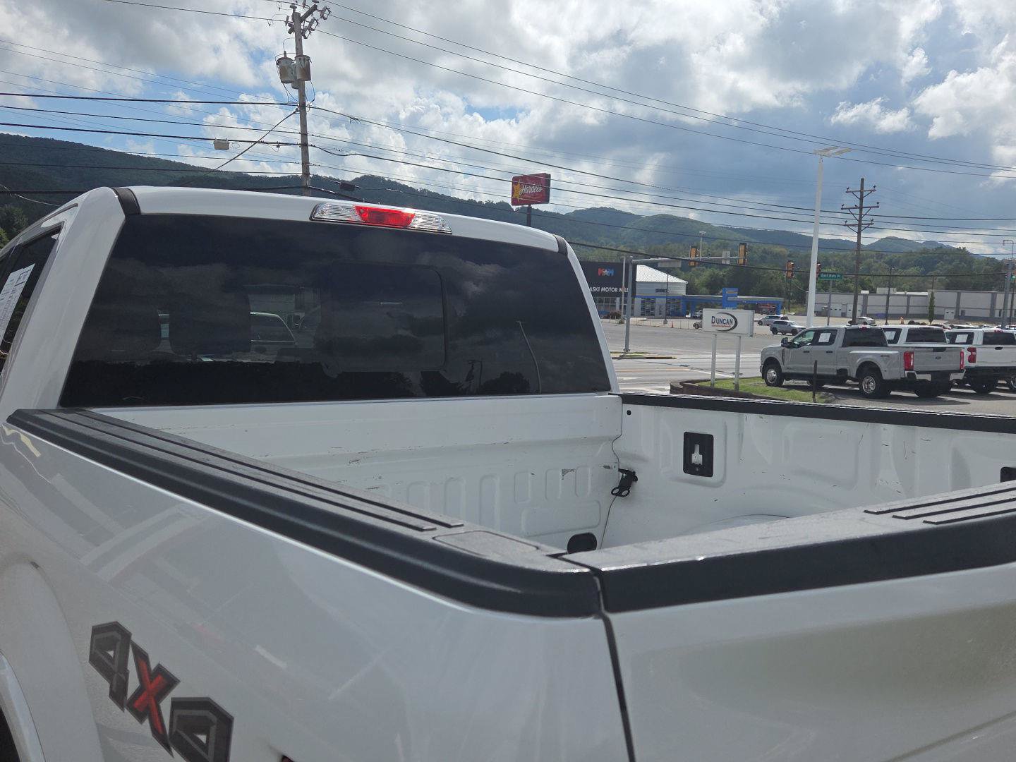 Used 2019 Ford F150 Lariat AWD/4WD image 5