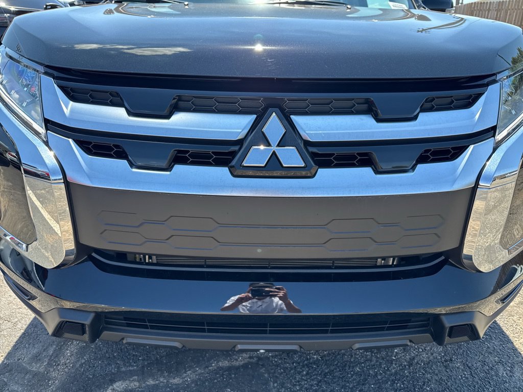 New 2027 Mitsubishi Outlander Sport SE FWD image 46