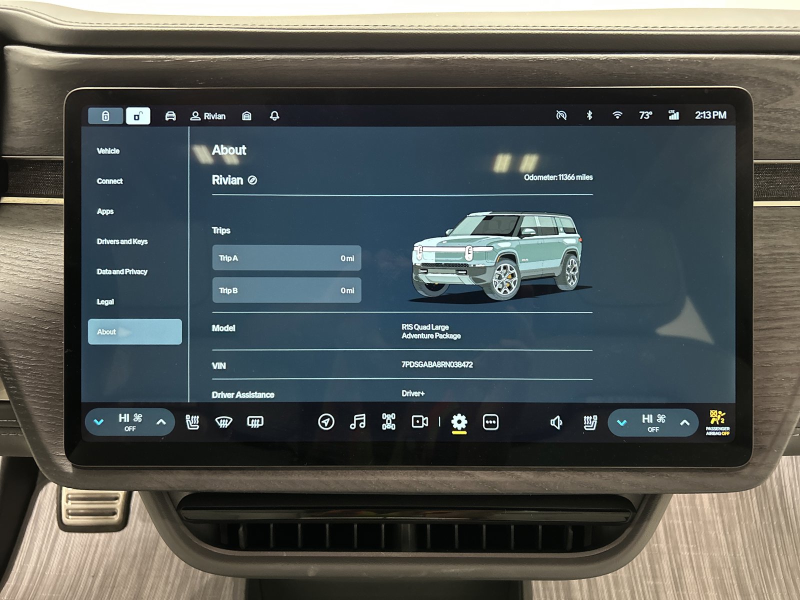 Used 2024 Rivian R1S Adventure AWD/4WD image 29