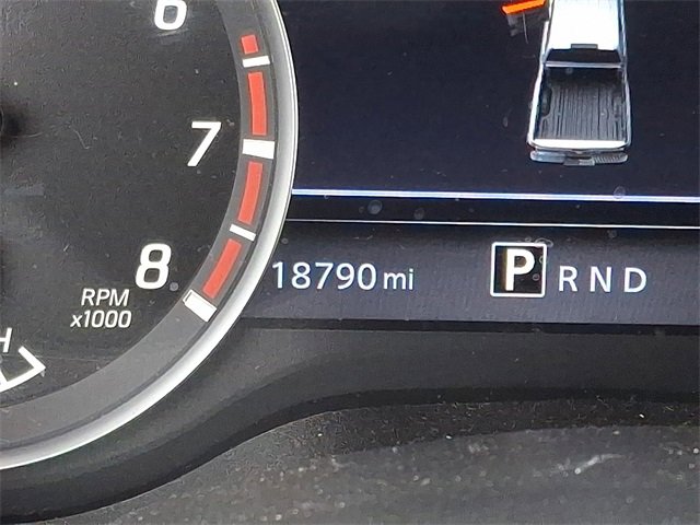 Used 2021 Nissan Titan SV w/ SV Convenience Package image 20