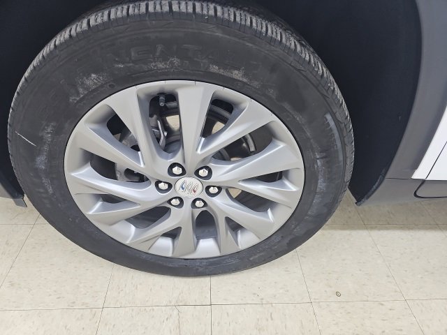 Used 2025 Buick Enclave Preferred image 11