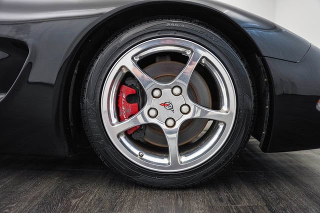 Used 2000 Chevrolet Corvette Convertible w/ Memory Pkg RWD image 36