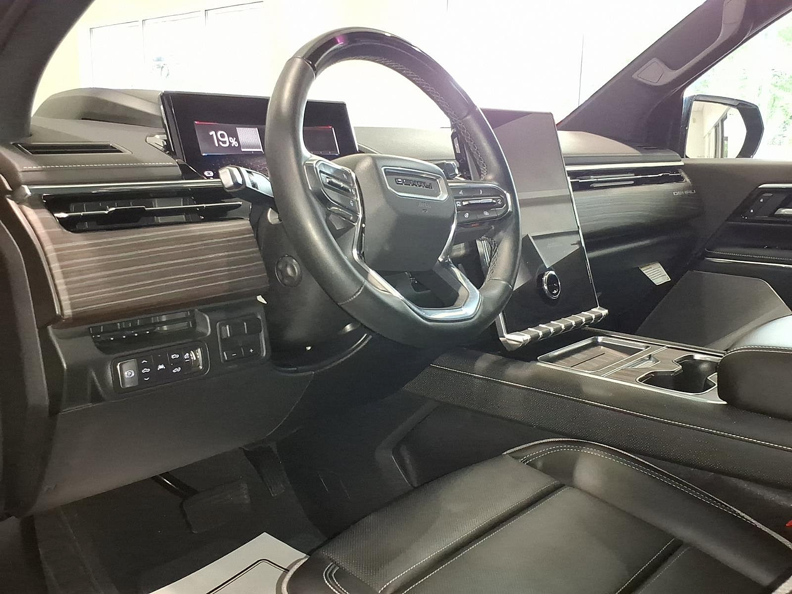 New 2025 GMC Sierra EV Denali AWD/4WD image 11