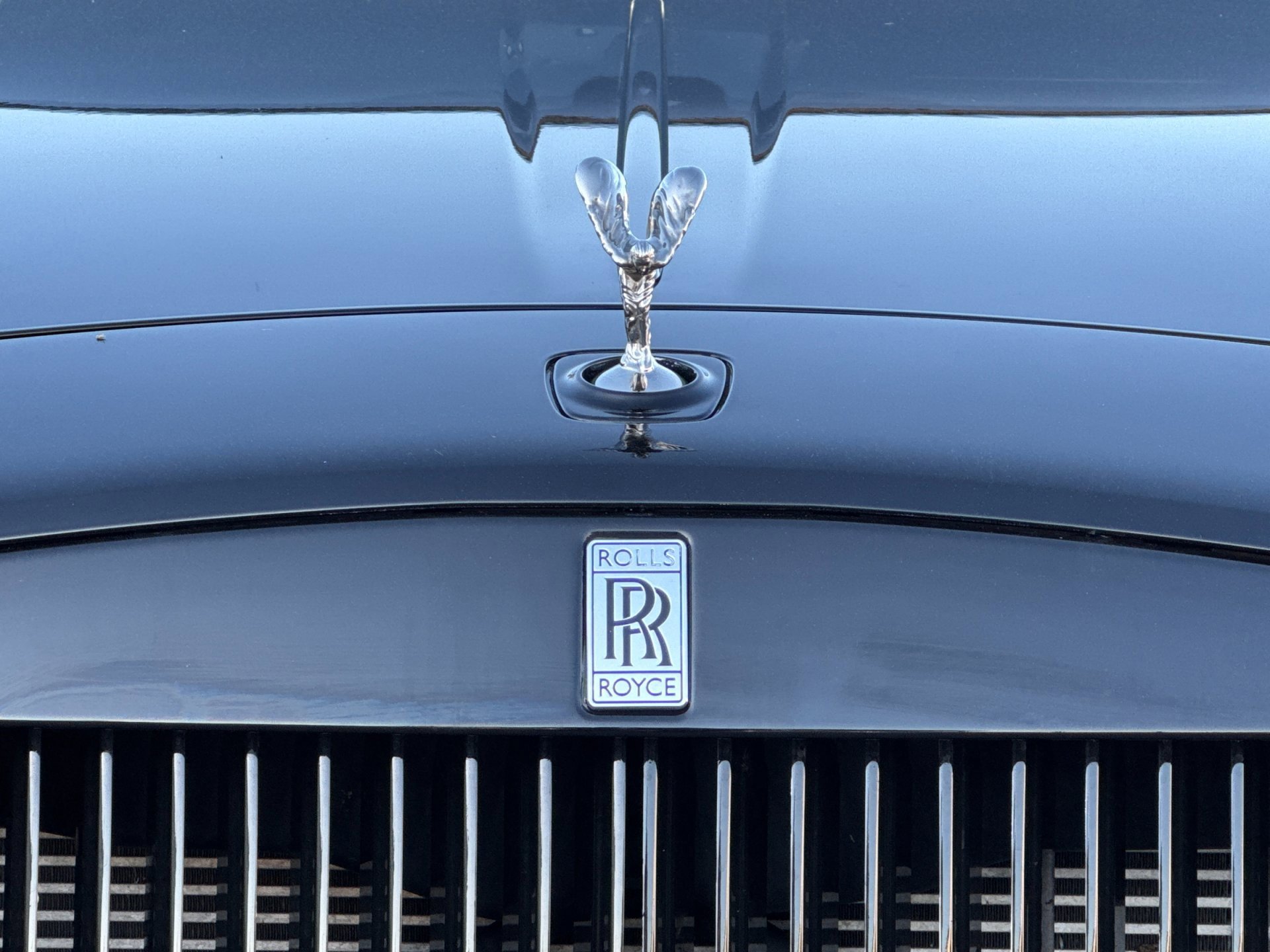 Used 2020 Rolls-Royce Dawn image 29