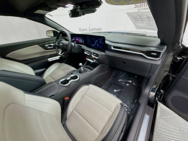 Used 2024 Ford Mustang GT Premium image 28