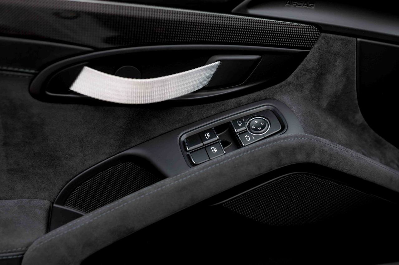 Used 2016 Porsche 911 GT3 RS image 36