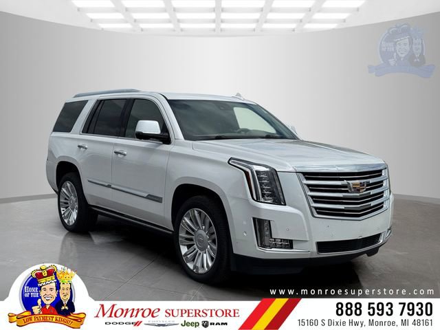 Used 2020 Cadillac Escalade Platinum RWD image 1
