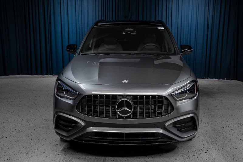 New 2026 Mercedes-Benz GLA 35 AMG 4MATIC image 2