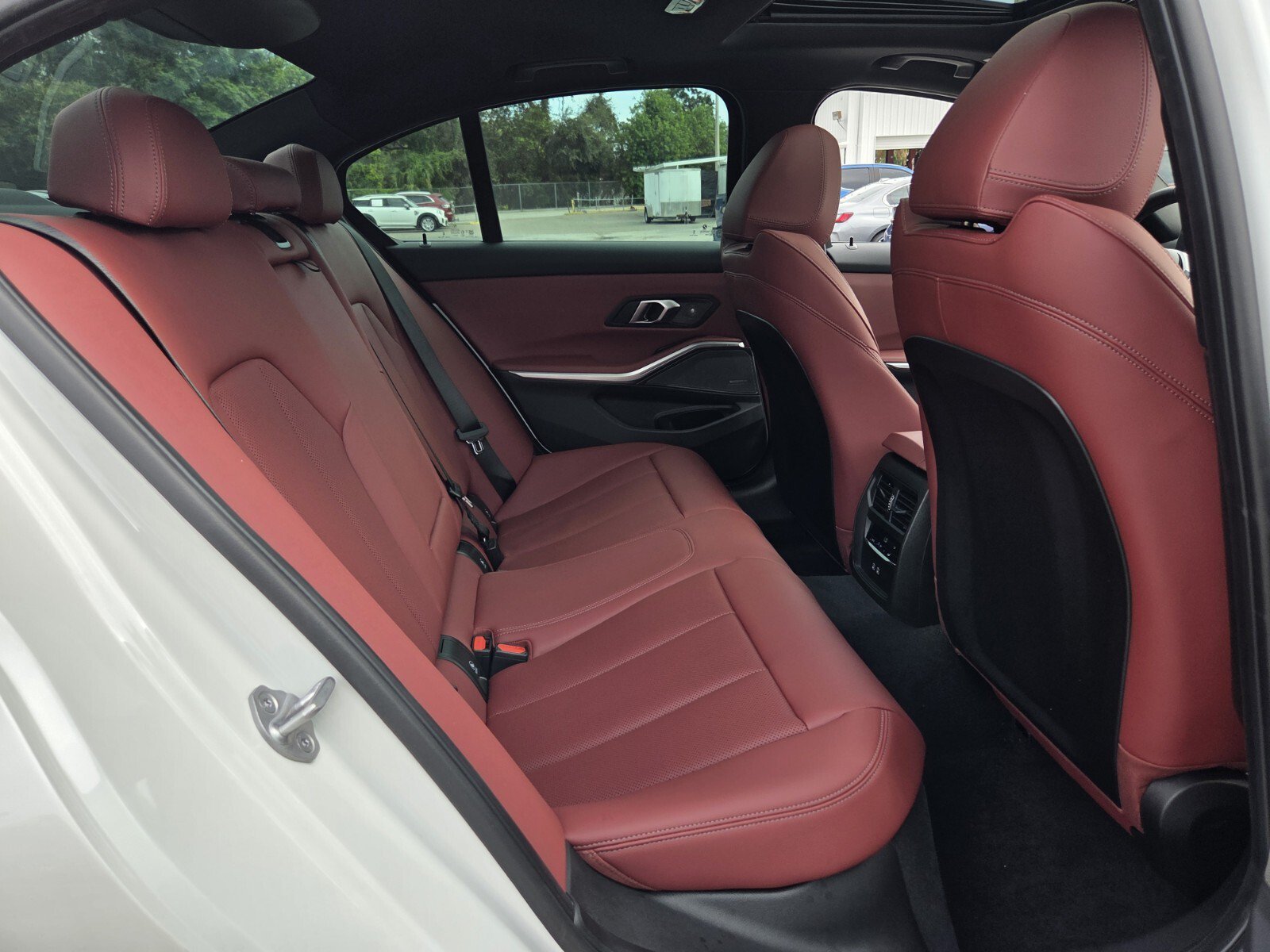 New 2026 BMW 330i Sedan w/ M Sport Package RWD image 16