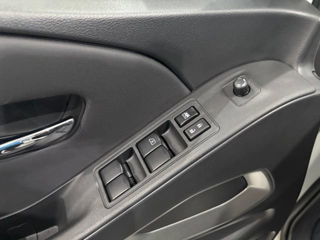 Used 2024 Nissan Frontier SV w/ Technology Package AWD/4WD image 16