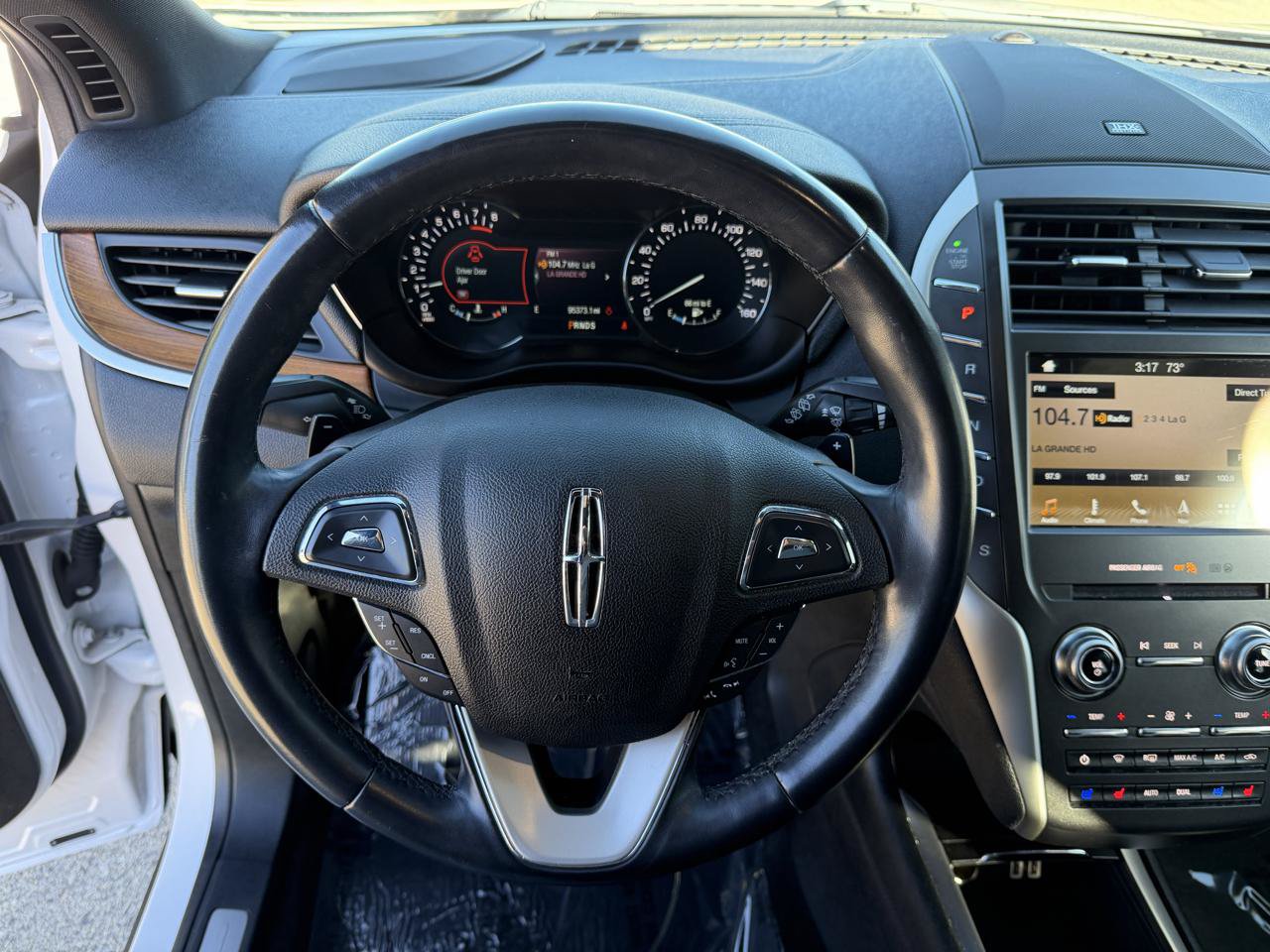 Used 2019 Lincoln MKC Reserve w/ MKC Climate Package AWD/4WD image 15