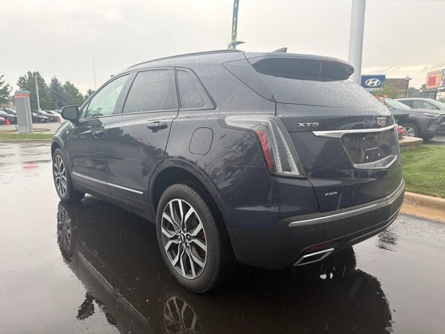 Used 2024 Cadillac XT5 Sportv w/ Platinum Package AWD/4WD image 2