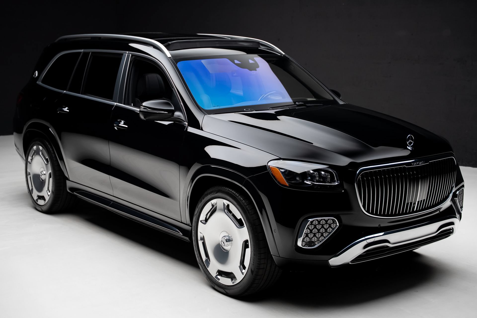 Used 2024 Mercedes-Benz Maybach GLS 600 4MATIC image 43
