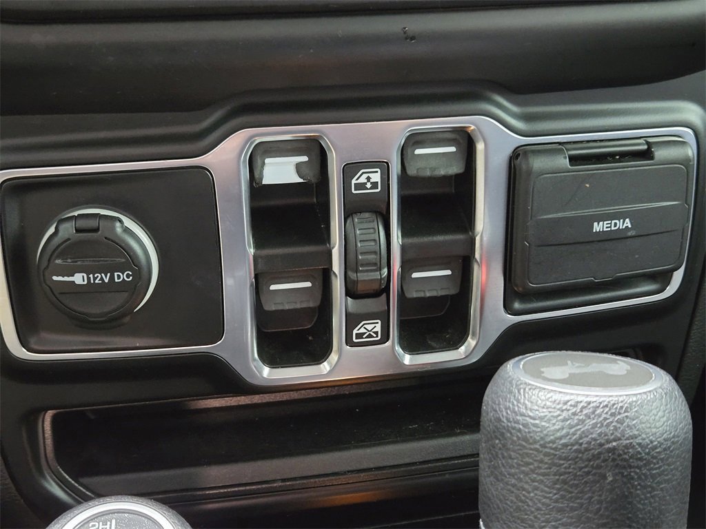 Used 2021 Jeep Wrangler Sport S image 22