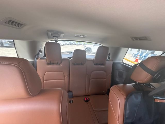 Used 2025 Nissan Pathfinder Platinum FWD image 34