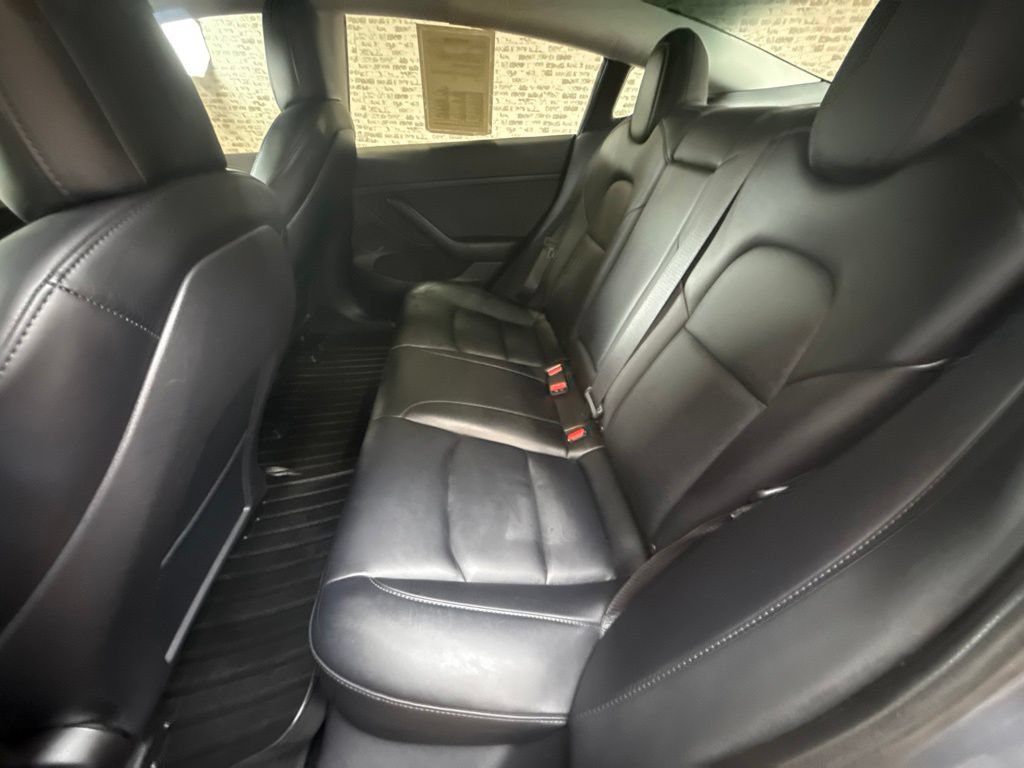 Used 2022 Tesla Model 3 Long Range AWD/4WD image 13