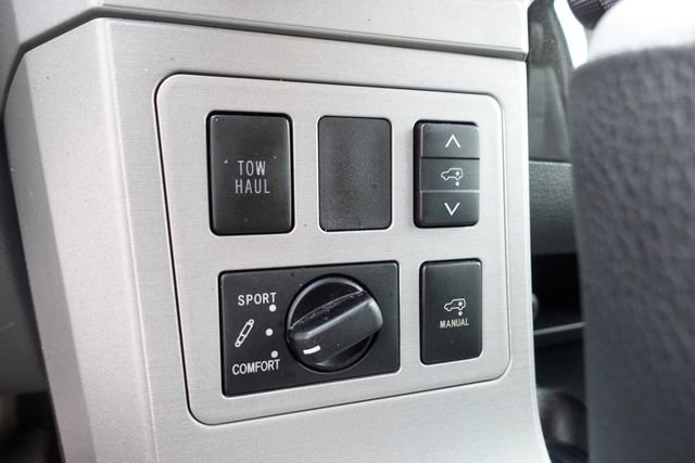 Used 2008 Toyota Sequoia Platinum image 24