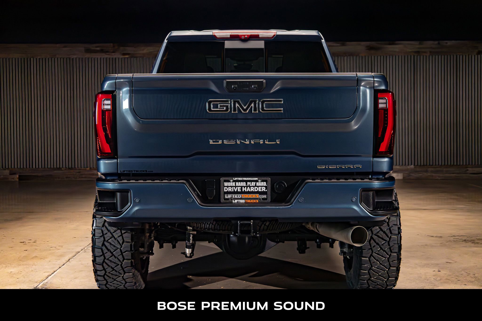 Used 2025 GMC Sierra 2500 Denali w/ Denali Reserve Package AWD/4WD image 8