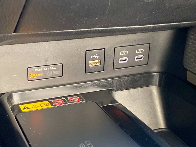 Used 2025 Toyota Camry SE w/ Multimedia Upgrade Package FWD image 26