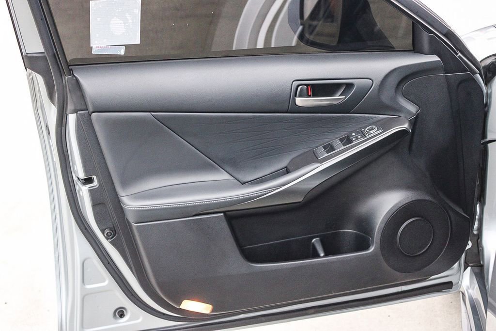Used 2024 Lexus IS 350 F Sport RWD image 22