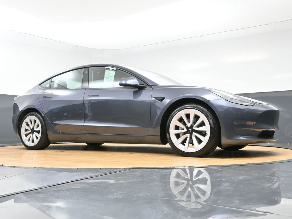 Used 2022 Tesla Model 3 Long Range image 52