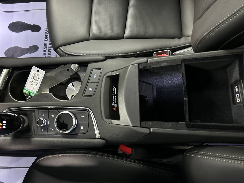 Used 2024 Cadillac XT6 Premium Luxury AWD/4WD image 21