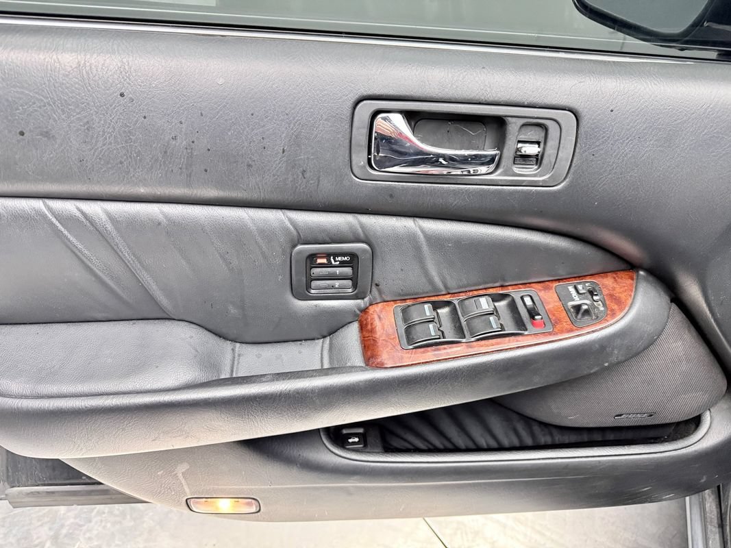 Used 1999 Acura RL FWD image 15
