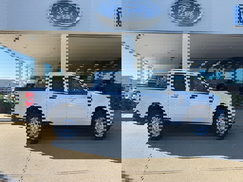 New 2026 Ford Maverick XL AWD/4WD image 7