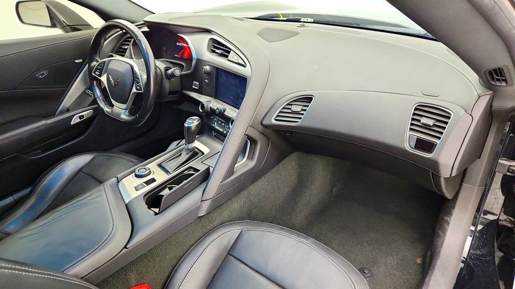 Used 2017 Chevrolet Corvette Stingray Coupe w/ Carbon Flash Badge Package image 21