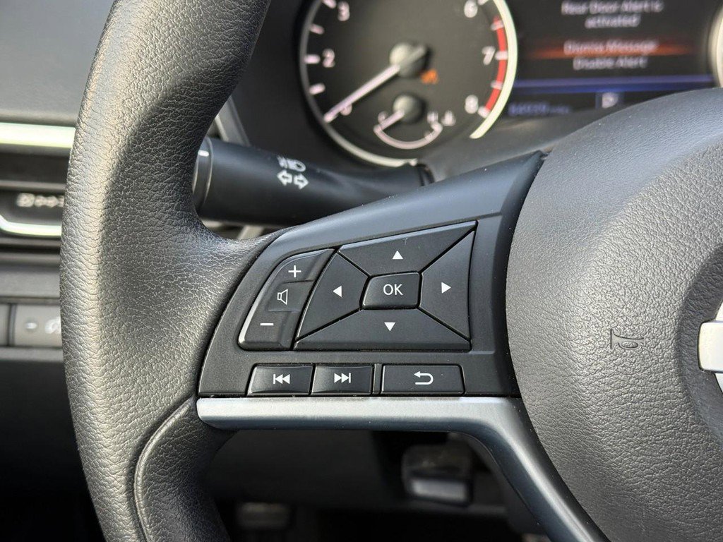 Used 2022 Nissan Altima 2.5 SV image 22