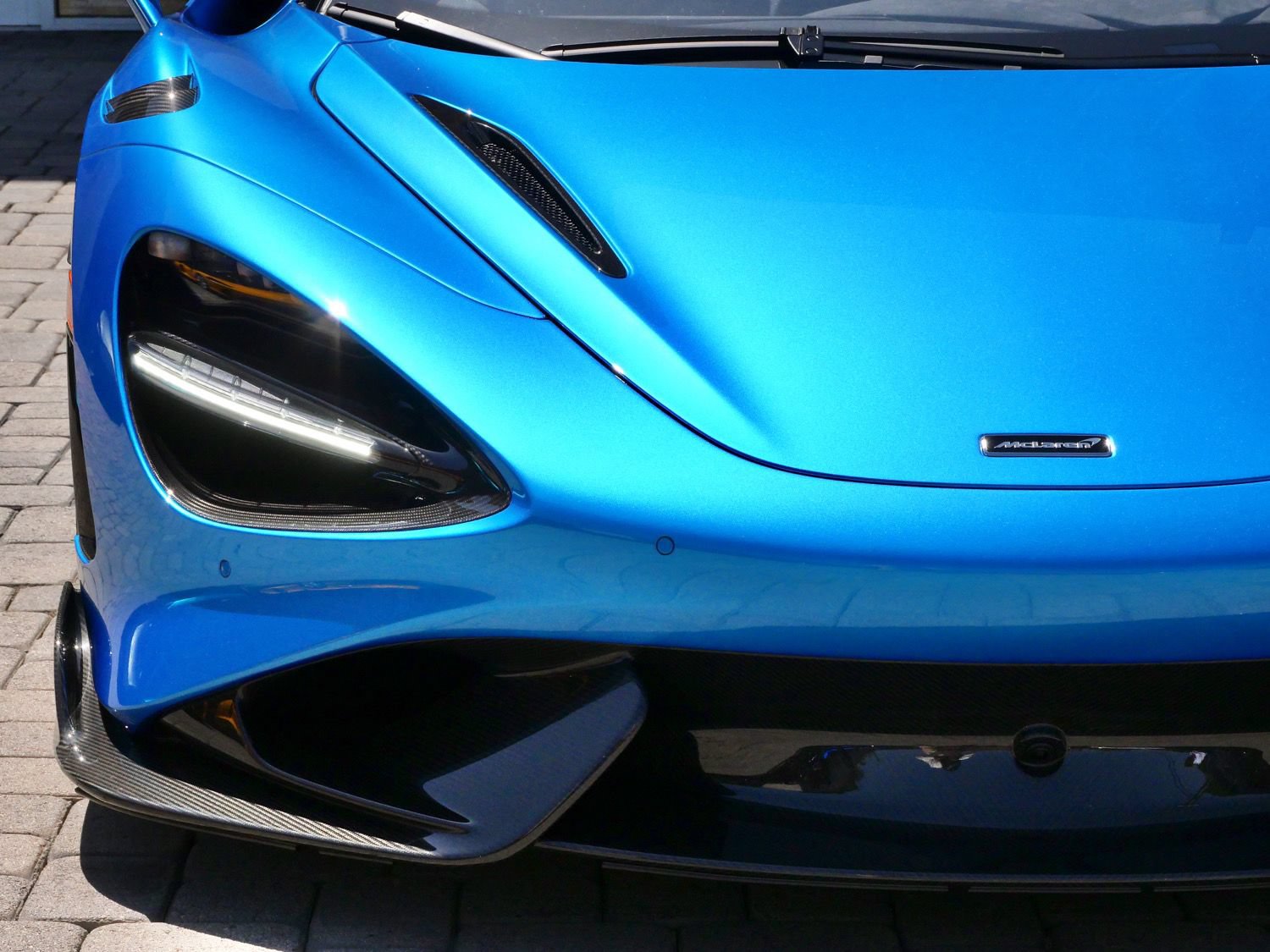 Used 2022 McLaren 765LT RWD image 32