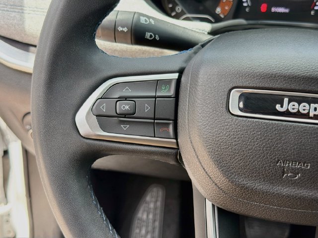 Used 2022 Jeep Compass Latitude AWD/4WD image 30