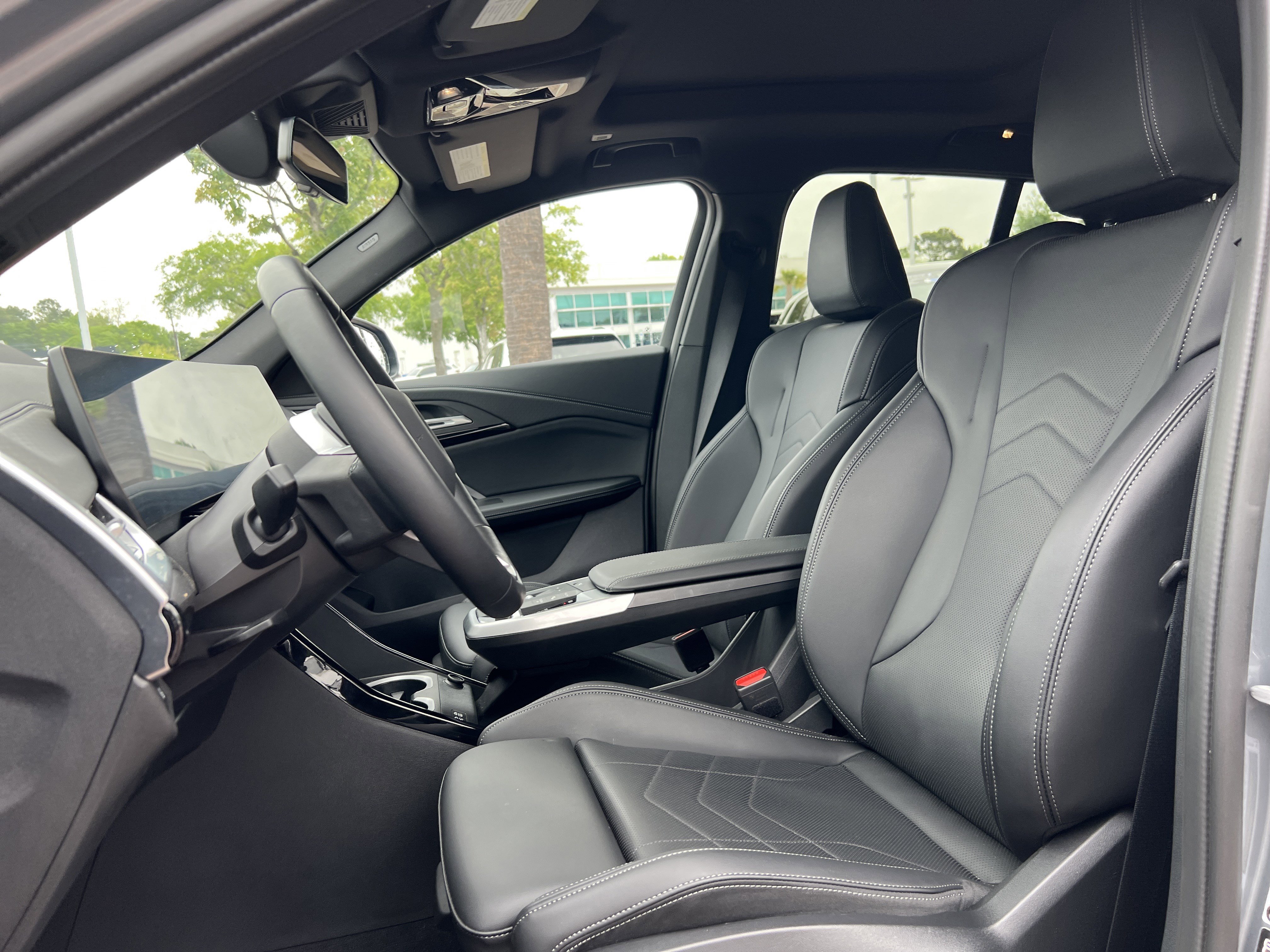 Certified 2025 BMW X2 xDrive28i AWD/4WD image 16