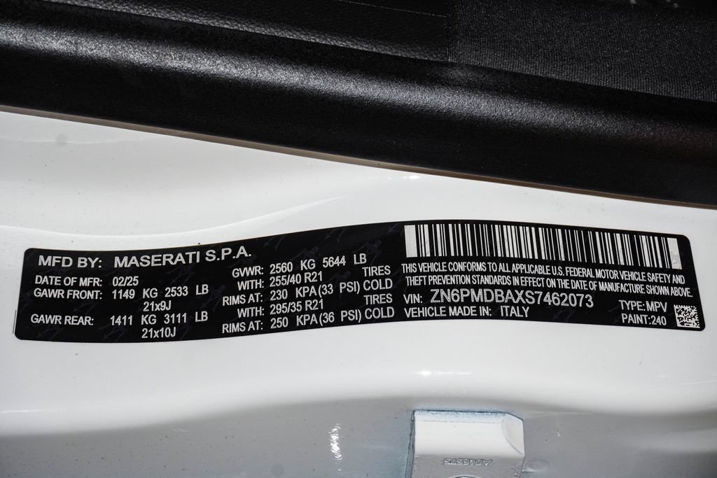 Certified 2025 Maserati Grecale Modena AWD/4WD image 29