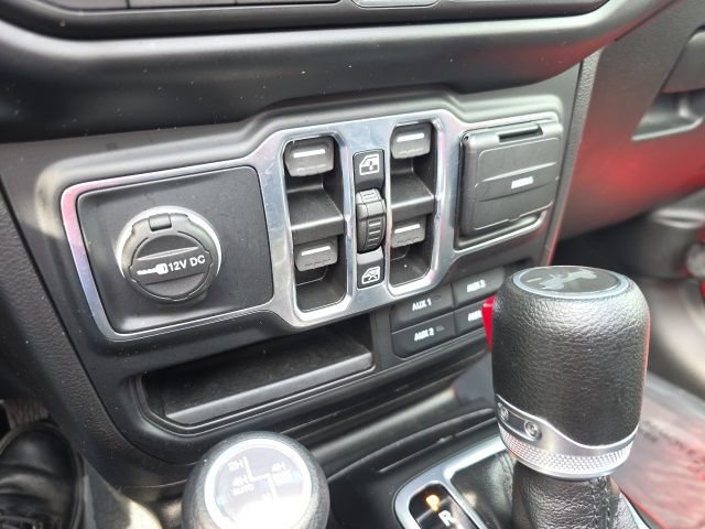 Used 2023 Jeep Wrangler Unlimited Sport w/ Sun And Sound Package AWD/4WD image 31