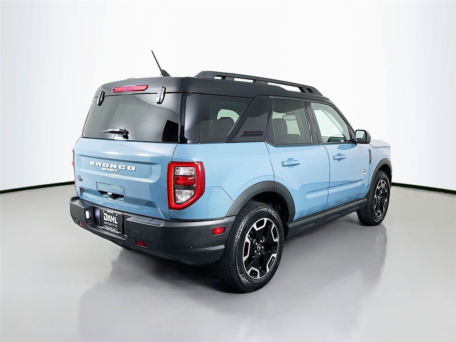 Used 2023 Ford Bronco Sport Outer Banks w/ Tech Package AWD/4WD image 13