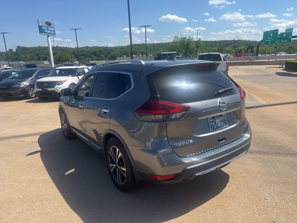 Used 2018 Nissan Rogue SL w/ Premium Package FWD image 5