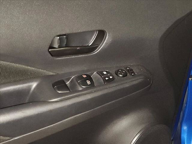 Used 2021 Nissan Kicks S FWD image 9