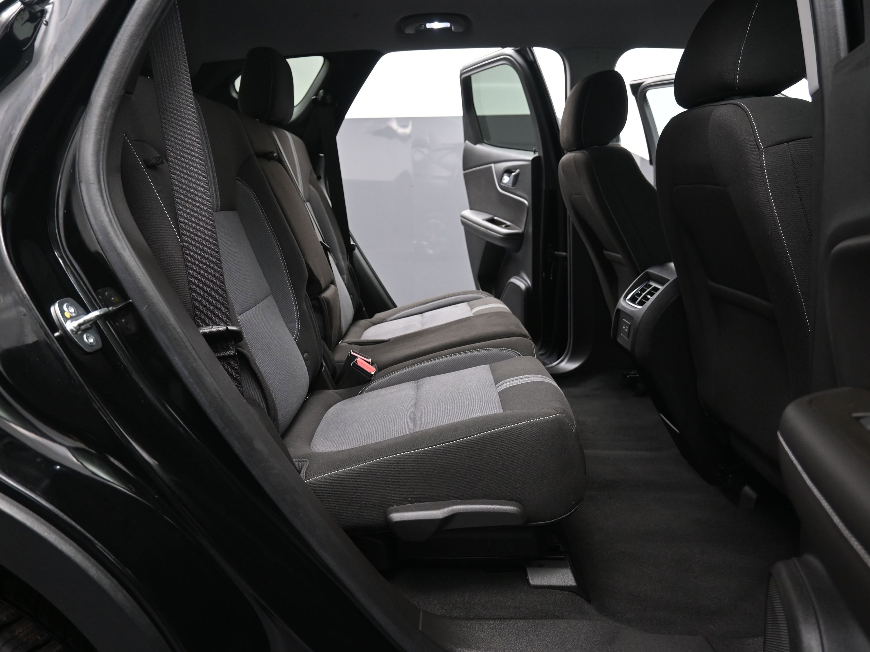 Used 2023 Chevrolet Blazer LT w/ Convenience Package image 27