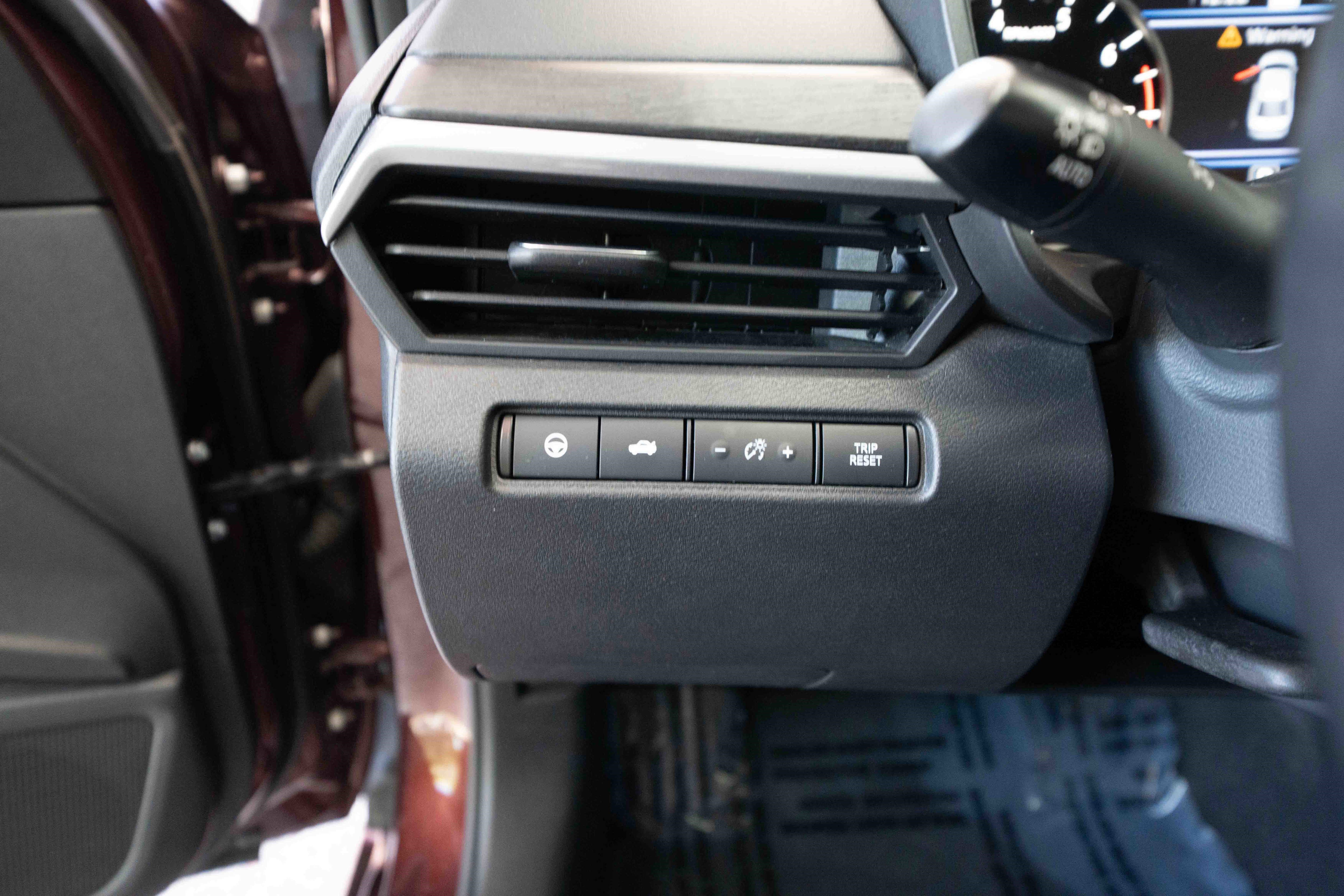 Used 2023 Nissan Altima 2.5 SV w/ SV Premium Package image 11