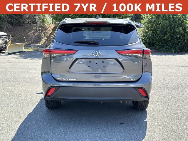 Used 2023 Toyota Highlander XLE FWD image 3