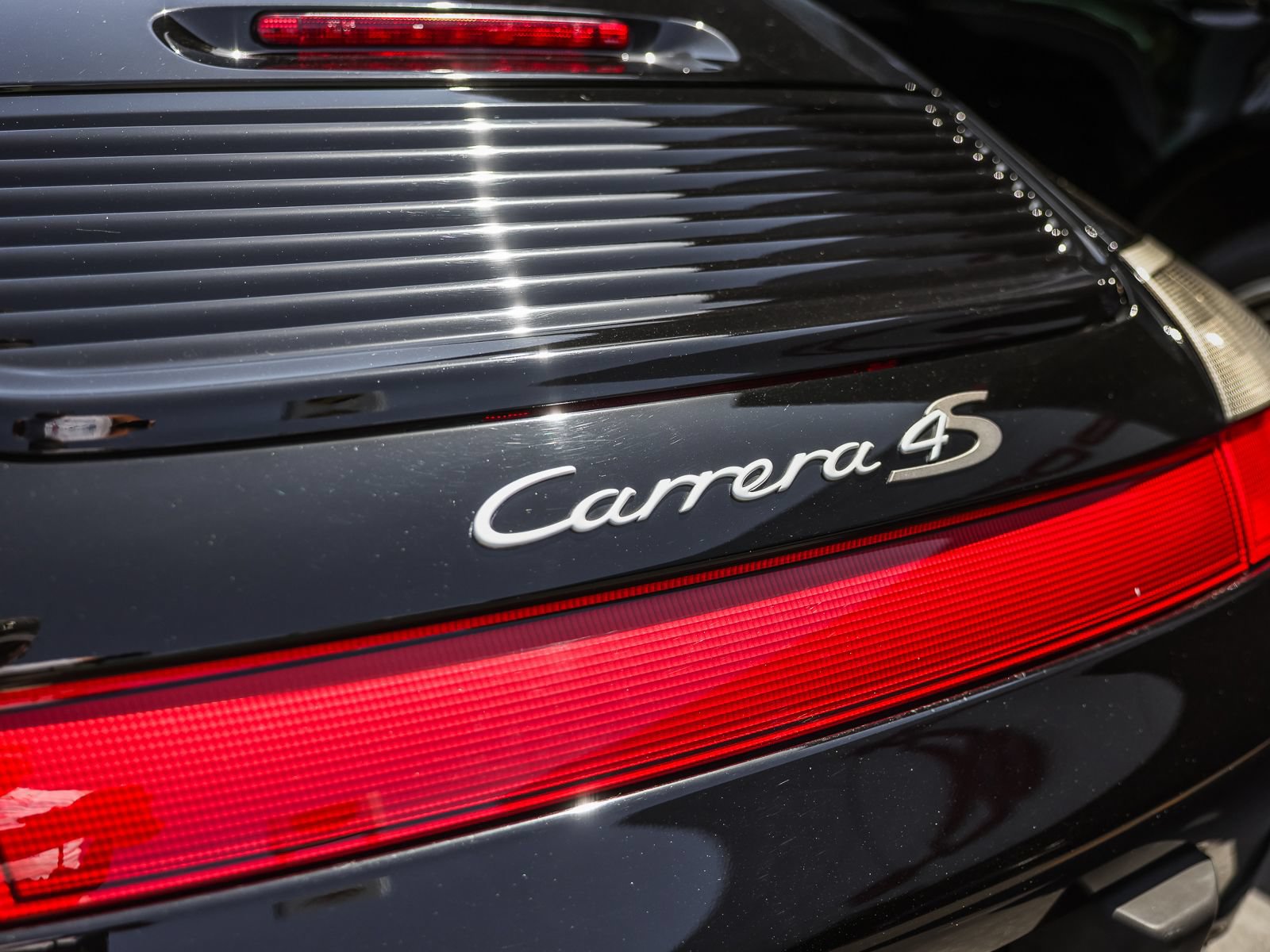 Used 2004 Porsche 911 Carrera 4S AWD/4WD image 22