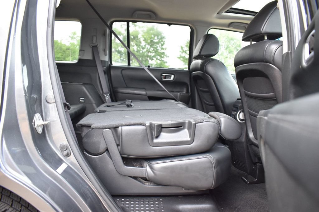 Used 2010 Honda Pilot Touring image 25