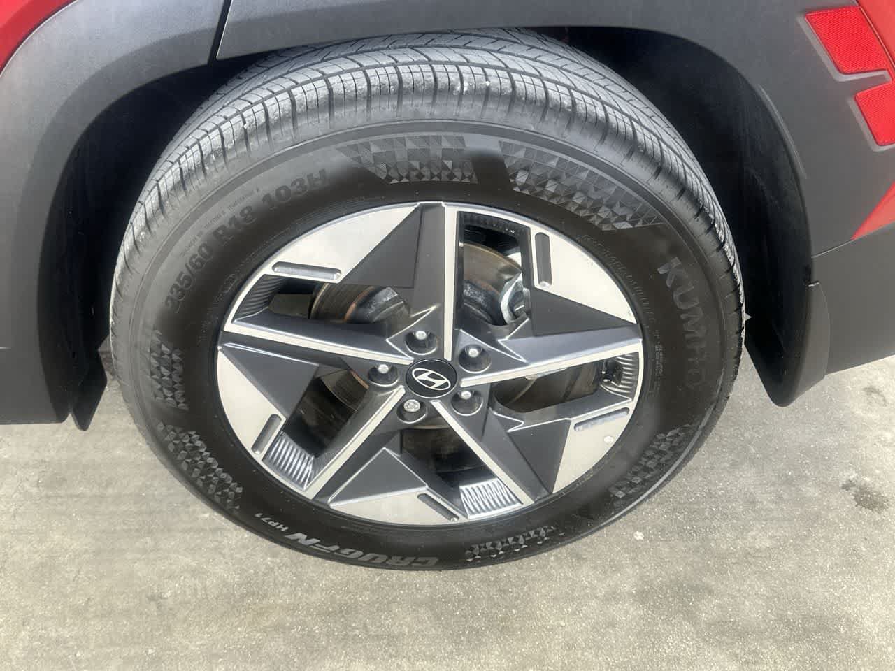 Used 2025 Hyundai Tucson SEL FWD image 11