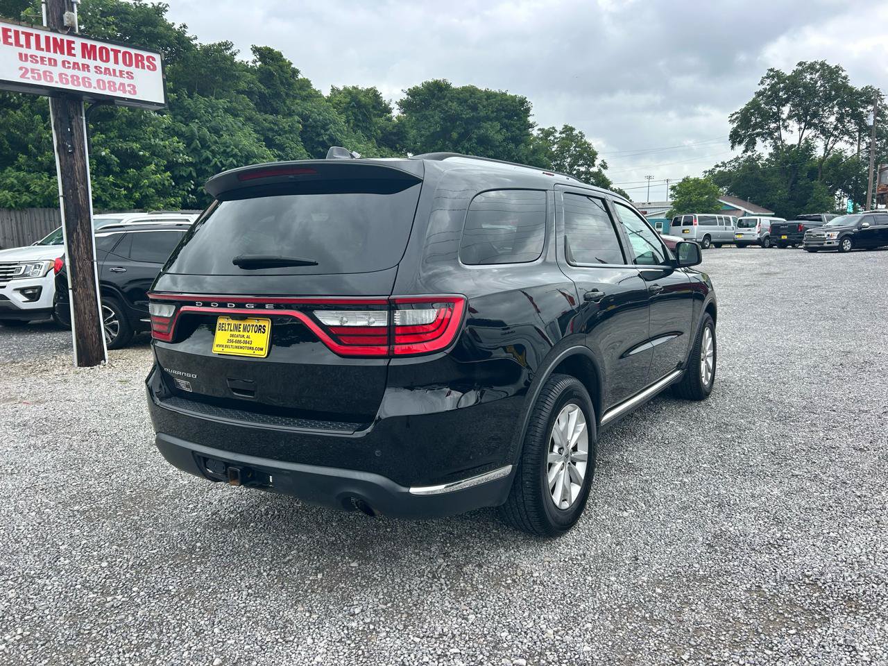 Used 2023 Dodge Durango SXT Launch Edition RWD image 2