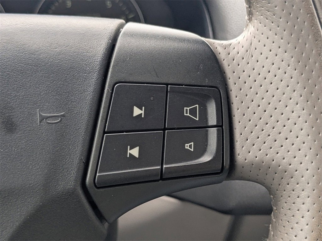 Used 2007 Volvo C70 T5 image 29