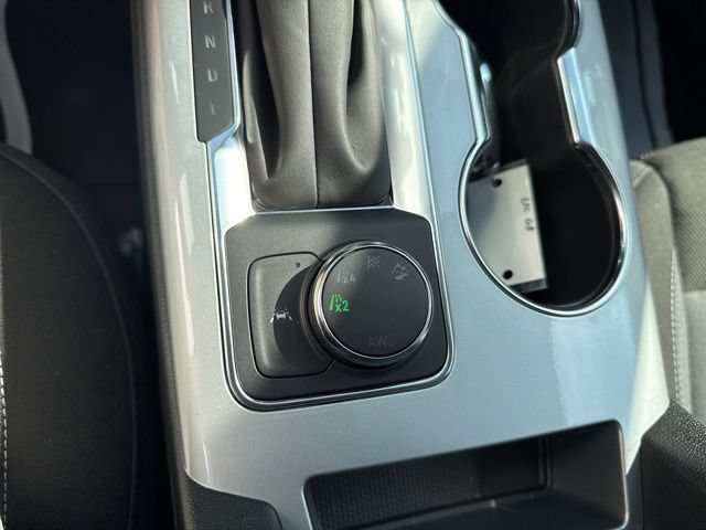 New 2025 Chevrolet Blazer LT w/ Midnight/Sport Edition AWD/4WD image 12